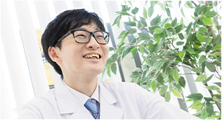 先輩社員